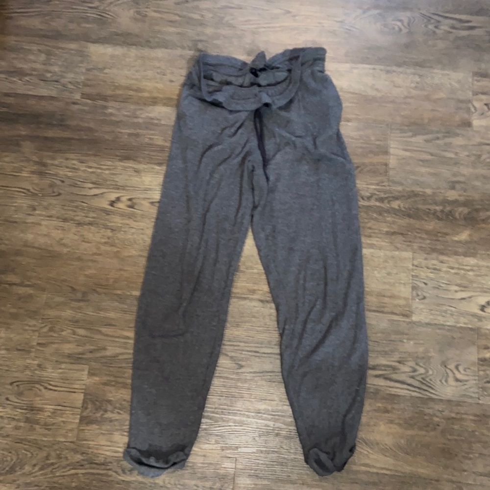 UO Grey Ribbed Sweats Size M